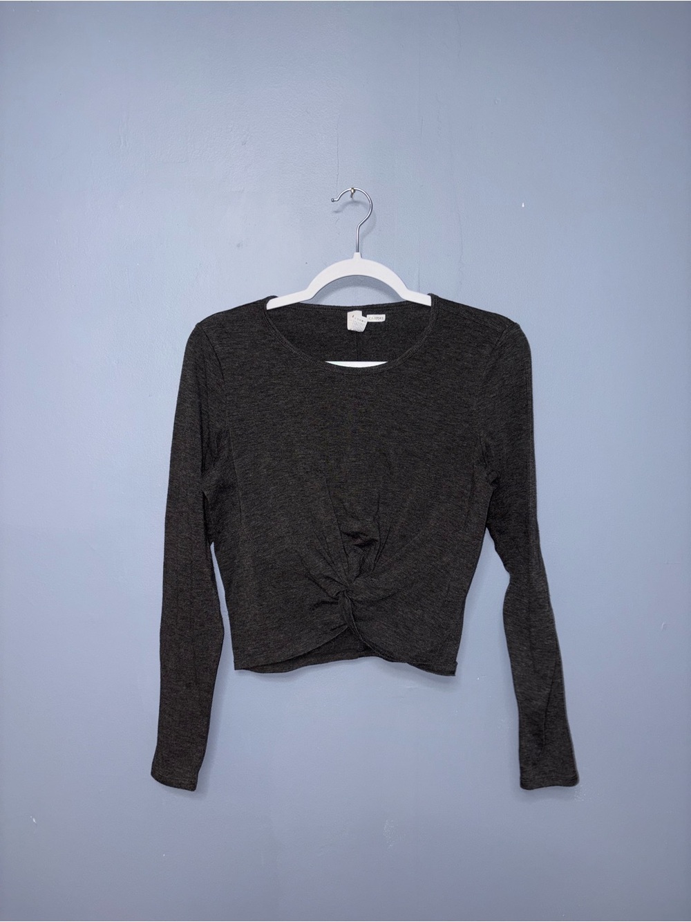 Yogalicious • Gray Twist Front Longsleeve
